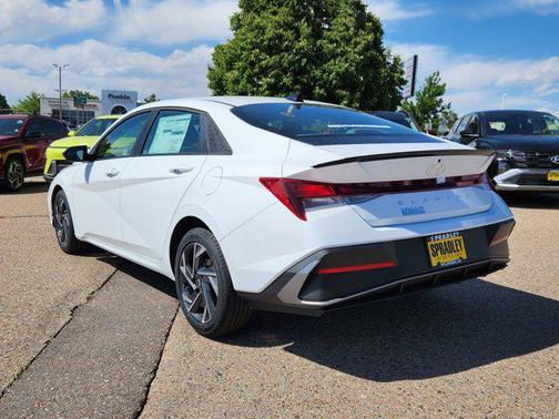 2025 Hyundai ELANTRA Sport