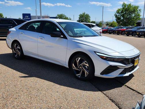 2025 Hyundai ELANTRA Sport