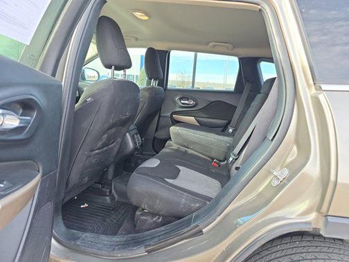 2018 Jeep Cherokee Latitude