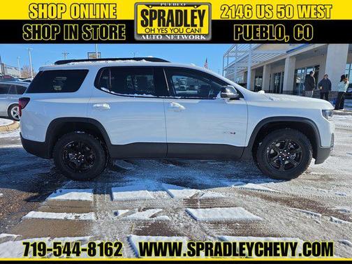 2023 GMC Acadia AWD AT4
