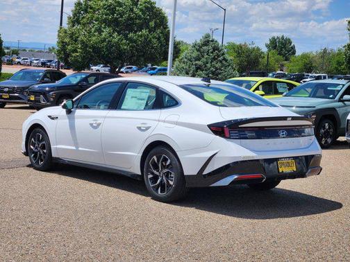 2025 Hyundai SONATA SEL
