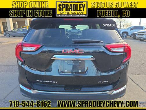 2024 GMC Terrain SLT