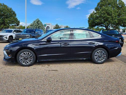 2025 Hyundai SONATA Hybrid Limited