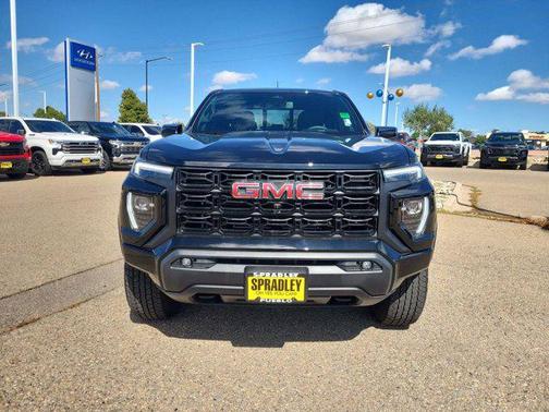 2024 GMC Canyon Elevation