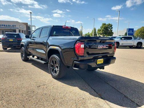 2024 GMC Canyon Elevation