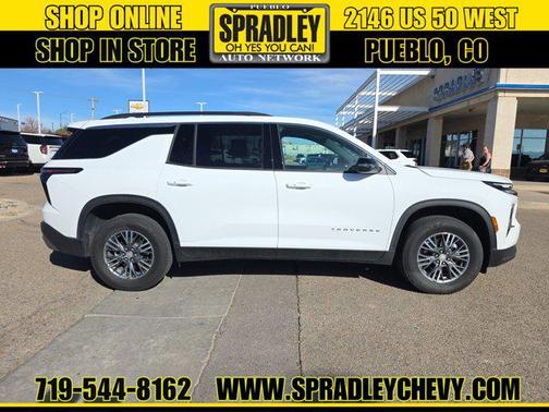 Summit White 2025 Chevrolet Traverse LT