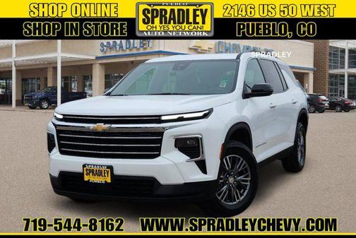 2025 Chevrolet Traverse LT