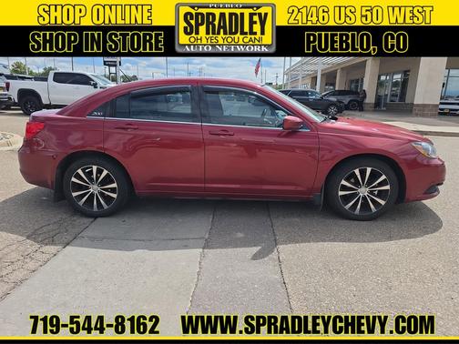Deep Cherry Red Crystal Pearlcoat 2013 Chrysler 200 Limited