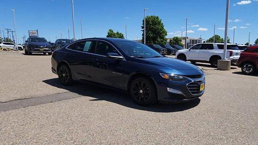 2022 Chevrolet Malibu FWD LT