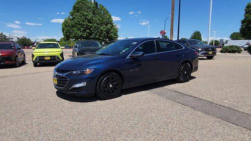 2022 Chevrolet Malibu FWD LT