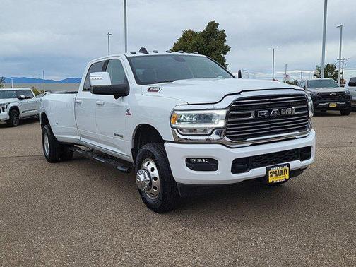 2024 RAM 3500 Laramie Crew Cab 4x4 8' Box