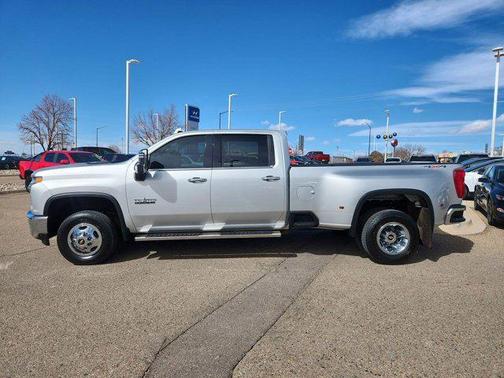 Silver Ice Metallic 2022 Chevrolet Silverado 3500 LTZ