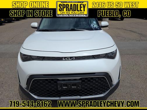 Snow White Pearl 2023 Kia Soul LX