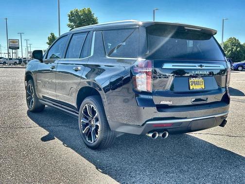 Black 2022 Chevrolet Tahoe 4WD High Country