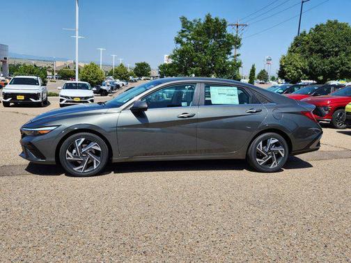 2025 Hyundai ELANTRA Sport