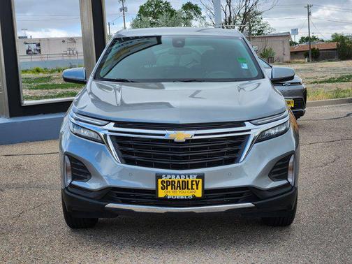 Sterling Gray Metallic 2024 Chevrolet Equinox 1LT