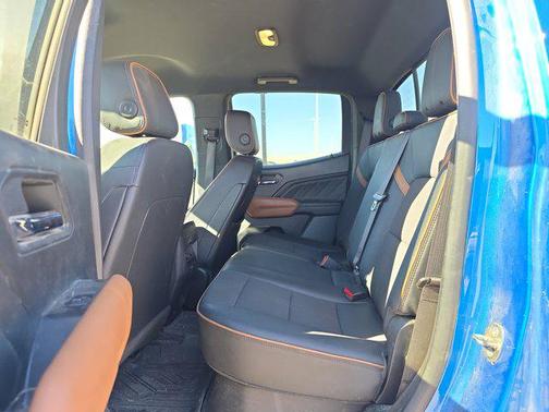 2023 GMC Canyon AT4
