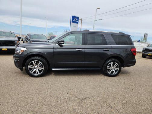 Agate Black Metallic 2023 Ford Expedition Limited