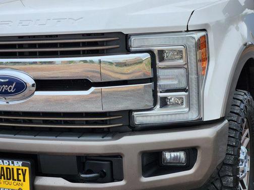 White Platinum Metallic Tri-Coat 2019 Ford F-250 XL