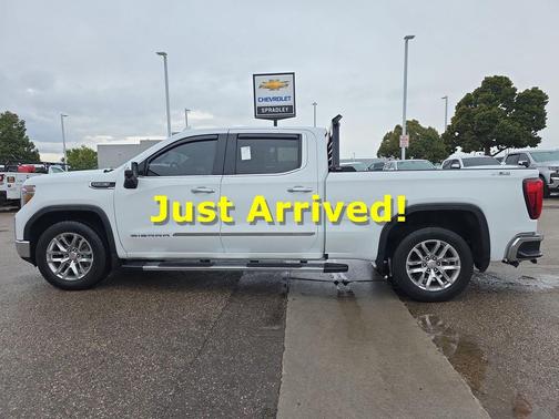 Summit White 2019 GMC Sierra 1500 SLT