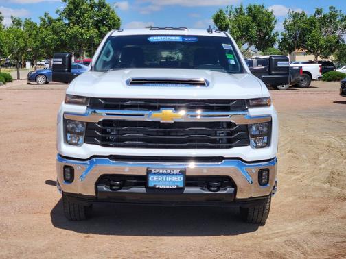 Summit White 2026 Chevrolet Silverado 3500 LT