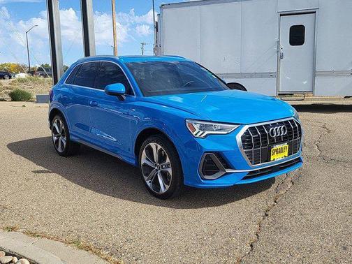 2019 Audi Q3 2.0T S line Premium Plus