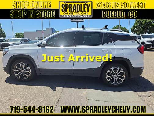 Summit White 2019 GMC Terrain SLT