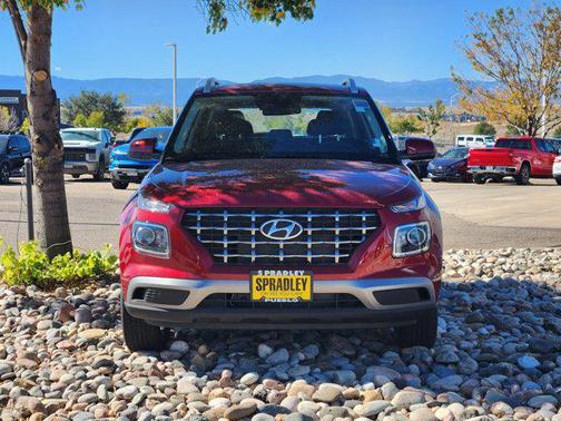 2025 Hyundai VENUE SEL