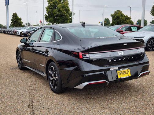 2025 Hyundai SONATA SEL