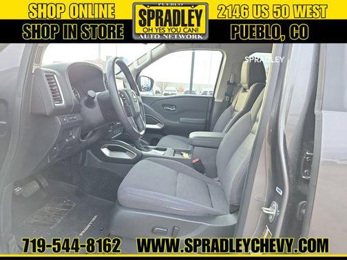 2024 Nissan Frontier SV