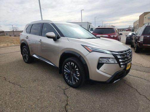 2024 Nissan Rogue Platinum