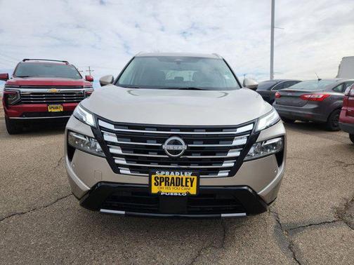 2024 Nissan Rogue Platinum