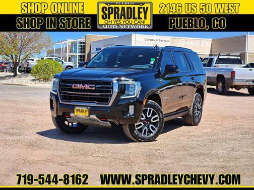 Onyx Black 2024 GMC Yukon AT4