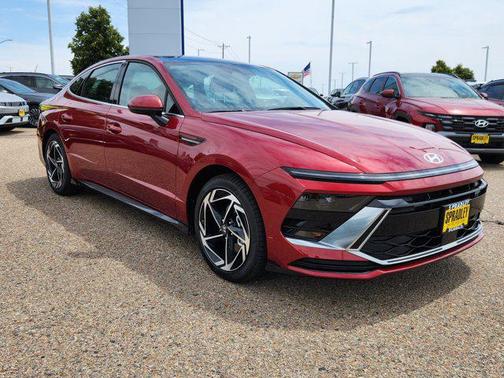 2025 Hyundai SONATA SEL