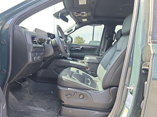 Cypress Gray 2026 Chevrolet Suburban RST