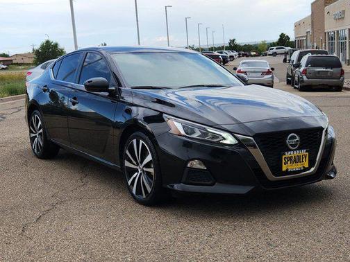 2022 Nissan Altima SR Intelligent AWD