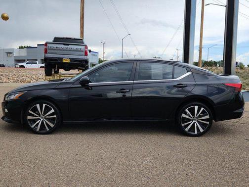 2022 Nissan Altima SR Intelligent AWD