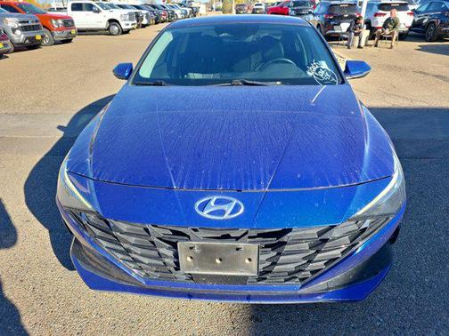 2022 Hyundai ELANTRA Limited