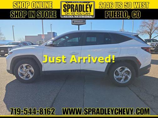 2023 Hyundai TUCSON SE