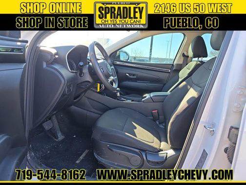 2023 Hyundai TUCSON SE