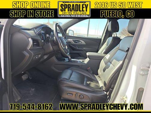 2023 Chevrolet Traverse LT Leather