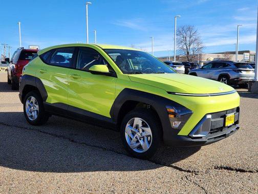 2025 Hyundai KONA SE