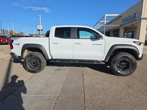 2024 Chevrolet Colorado ZR2