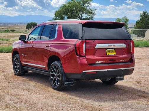 RED 2023 GMC Yukon Denali