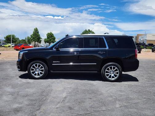 Onyx Black 2019 GMC Yukon Denali