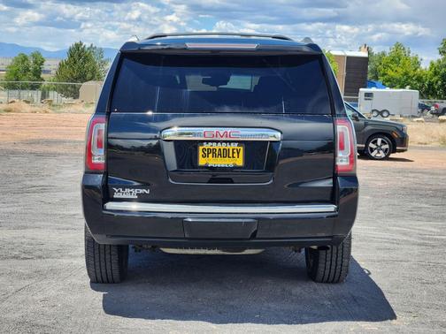 Onyx Black 2019 GMC Yukon Denali