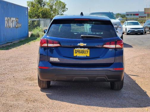 Blue Glow Metallic 2023 Chevrolet Equinox LS