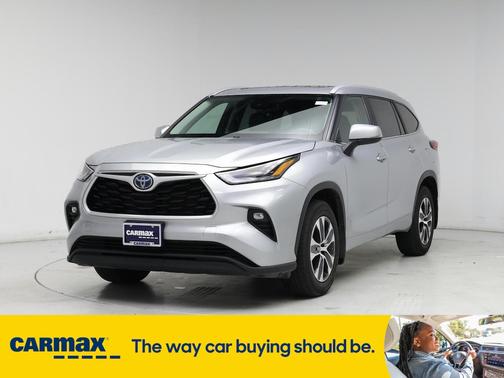2023 Toyota Highlander Hybrid XLE