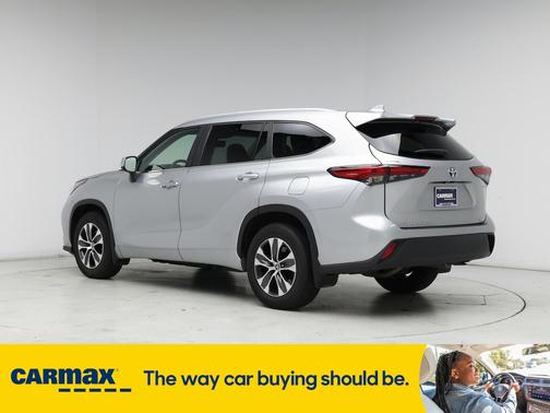 2023 Toyota Highlander Hybrid XLE