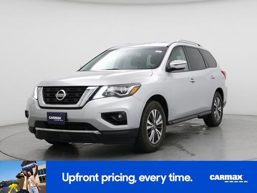 2019 Nissan Pathfinder SV